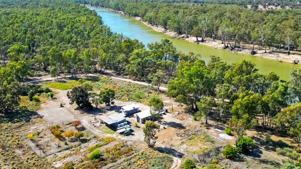 No fights over best fishing spots with this block for sale on the Murray