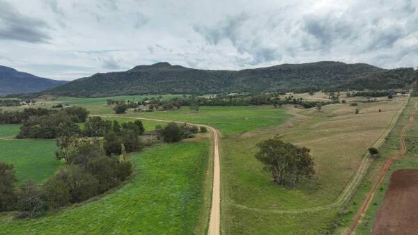 The Glen: well-developed cattle country with quality improvements | Photos