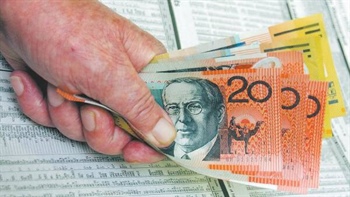 Blast from the past: 1990s farm share trader now a big payday loan investor