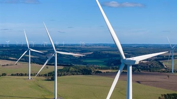 Major renewable projects planned for regional Australia face financing hurdles